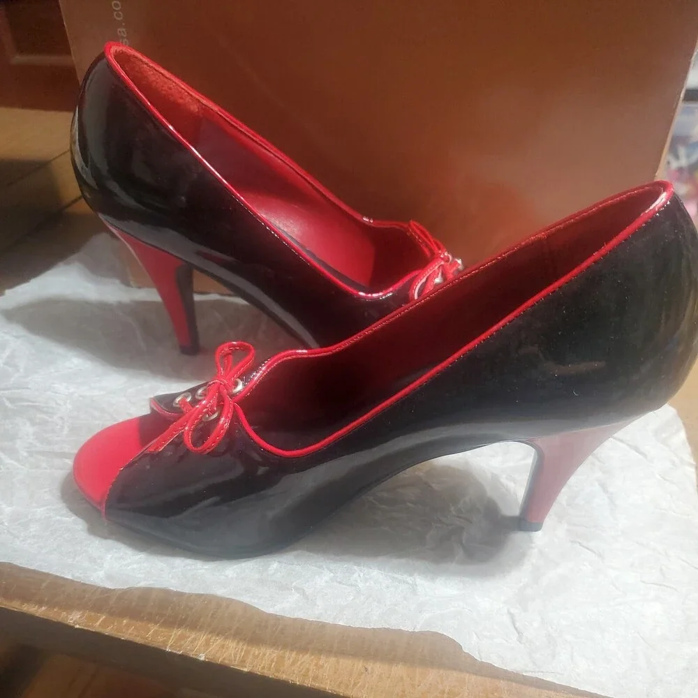 XX 0819 Pumps By Funtasma Black and Red Tied Pump